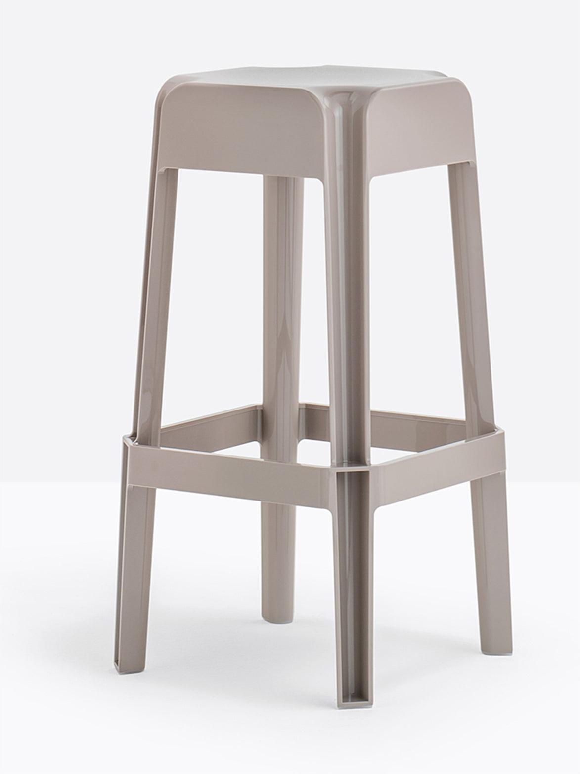 Tabouret de bar Rubik sable vue de trois quarts