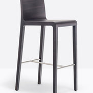 Tabouret de bar Young wengé vue de trois quarts