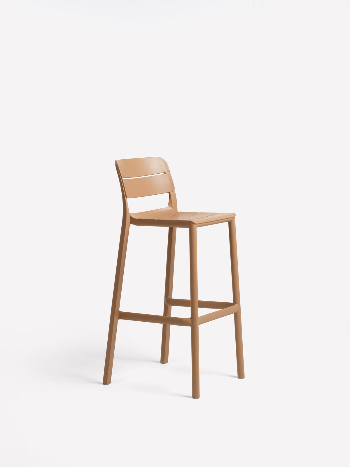 Tabouret Cassia Nardi – mise en scène terrasse