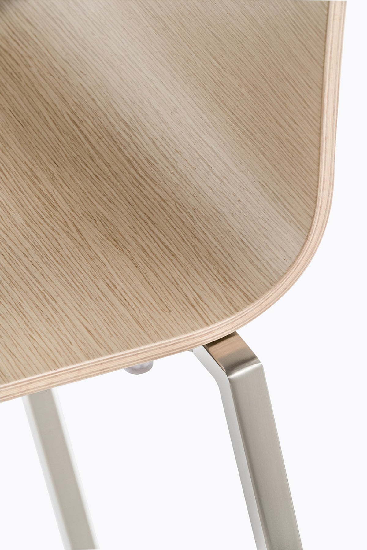 Tabouret Kuadra Pedrali, détail assise bois