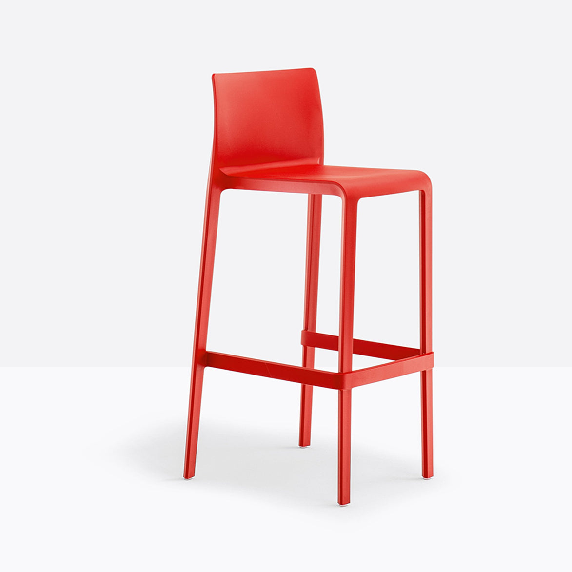 Tabouret de bar Volt rouge vue de trois quarts