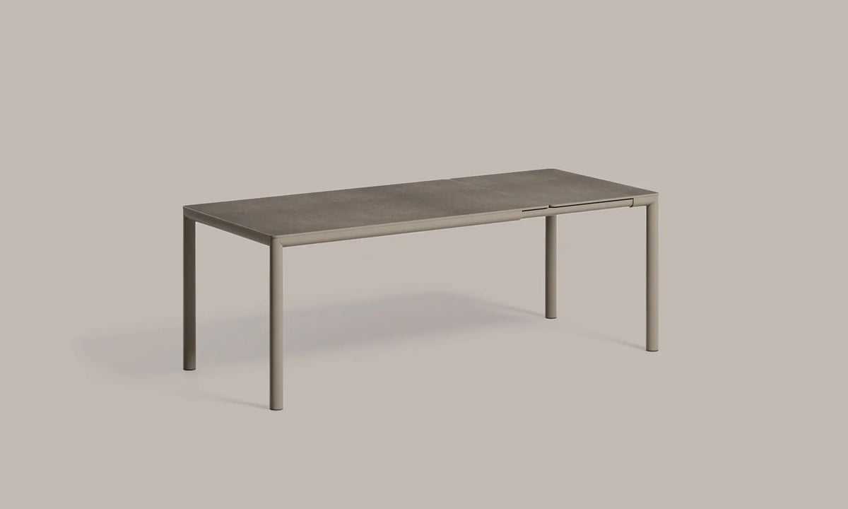 Table extensible Tevere stratifié Nardi – mise en situation