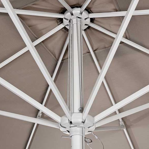 Parasol Vigo Ø 300 cm Ezpeleta, détail de la structure