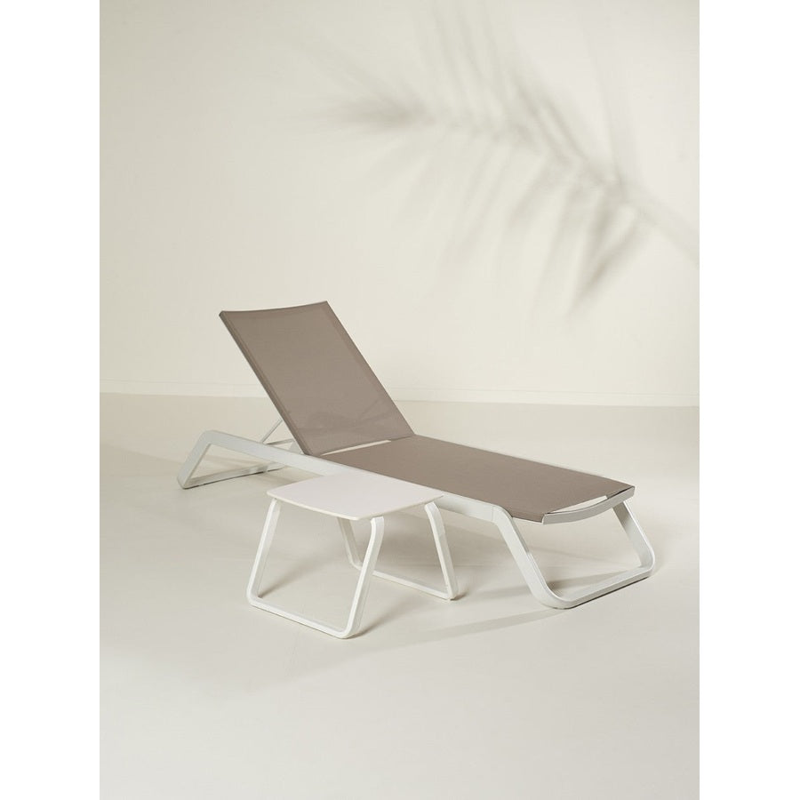 Vila Table