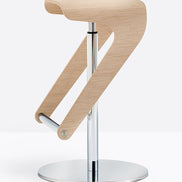 Tabouret de bar Woody 495 Pedrali chêne blanchi, vérin à gaz chromé